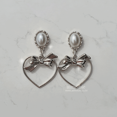 Sweet Heart Earrings - Silver (Kep1er Yeseo, Mashiro, Dreamcatcher Handong Earrings)