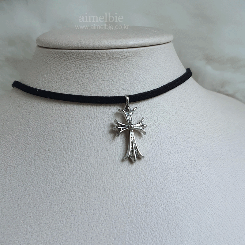 Gothic Silver Cross Choker (SNSD Taeyeon, (G)I-DLE Shuhua