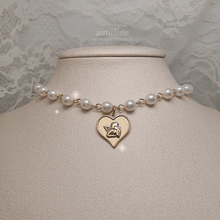 Load image into Gallery viewer, Baby Angel Pearl Choker - Gold ver. (Billlie Tsuki Necklace)