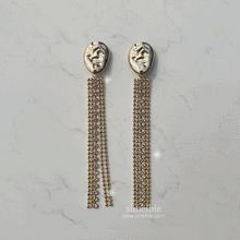 Load image into Gallery viewer, Gold Shower Earrings