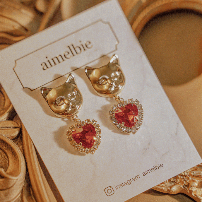 Melbie The Cat Series - Red Heart Earrings (Mamamoo Solar Earrings)