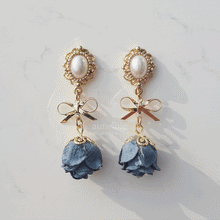 Load image into Gallery viewer, Rustic Blue Flowers Earrings (Dreamcatcher Handong Earrings)