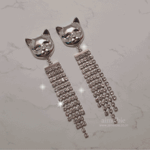 Load image into Gallery viewer, Melbie The Cat Series - City of Blinding Lights (Silver ver.)