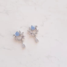 Load image into Gallery viewer, Morning Dew Earrings - Light Blue