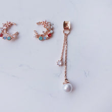 Load image into Gallery viewer, Blooming Moon Earrings - Rose Gold