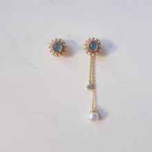 Load image into Gallery viewer, Sophia Earrings