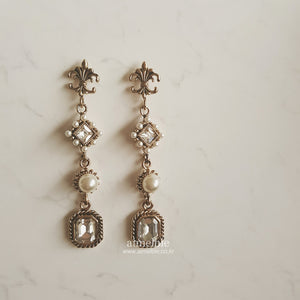Grace Kelly Earrings