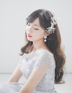 White Christmas Earrings - Bold ver.