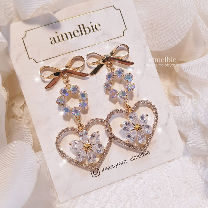 Aurora Princess Earrings (fromis_9 Hayoung, Weki Meki Rina earrings)