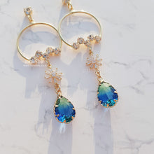 Load image into Gallery viewer, Mother Earth Earrings (Oh My Girl YooA, Yukika Earrings)