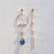 Load image into Gallery viewer, Mother Earth Earrings (Oh My Girl YooA, Yukika Earrings)