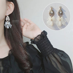 Antique White Ribbon Earrings (Oh My Girl YooA, Weki Meki Sei Earrings)
