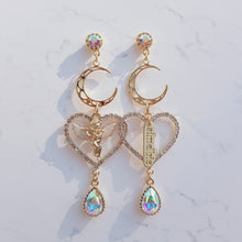 Load image into Gallery viewer, Angelic Moon Earrings (Weki Meki Sei, Yukika Earrings)