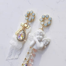 Load image into Gallery viewer, Soft Angel Earrings