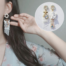 Load image into Gallery viewer, Soft Angel Earrings