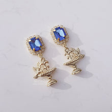 Load image into Gallery viewer, Royal Fountain Earrings