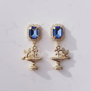 Royal Fountain Earrings