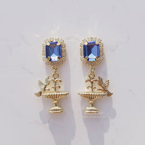 Royal Fountain Earrings