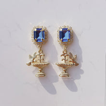 Load image into Gallery viewer, Royal Fountain Earrings
