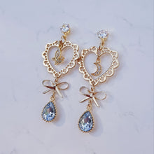 Load image into Gallery viewer, Fairy Hearts Earrings - Light Sapphire ver. (Cherrybullet Hyeyoon Earrings)