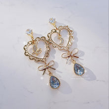 Load image into Gallery viewer, Fairy Hearts Earrings - Light Sapphire ver. (Cherrybullet Hyeyoon Earrings)