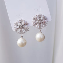 Load image into Gallery viewer, White Christmas Earrings - Bold ver.