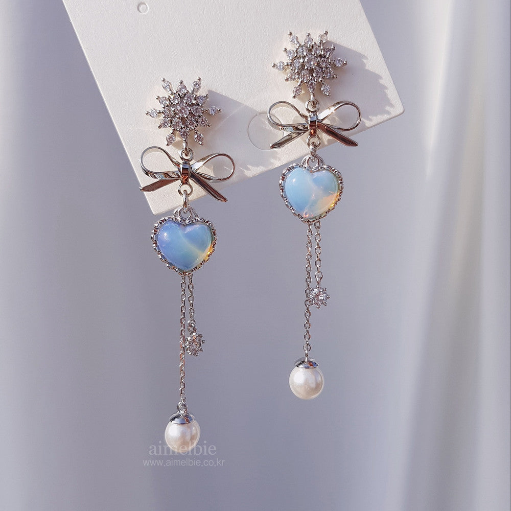 Winter Love Spell Earrings - Original (Light Blue)
