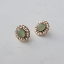 Load image into Gallery viewer, Antique Olive Garden Earrings (April Naeun Earrings)