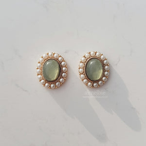 Antique Olive Garden Earrings (April Naeun Earrings)