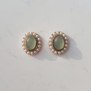 Antique Olive Garden Earrings (April Naeun Earrings)