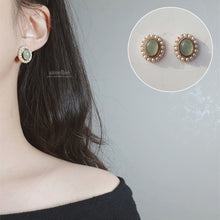 Load image into Gallery viewer, Antique Olive Garden Earrings (April Naeun Earrings)