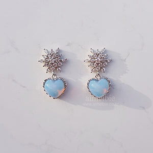 Winter Love Spell Earrings - Simple (Light Blue)