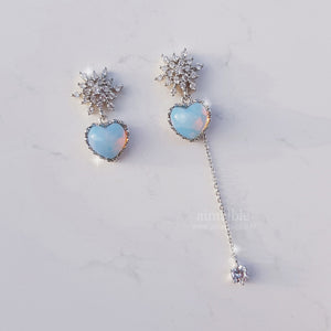 Winter Love Spell Earrings - Simple (Light Blue)