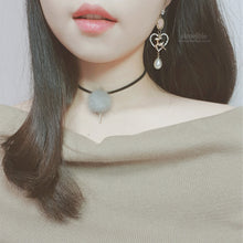 Load image into Gallery viewer, Grey Fur Choker