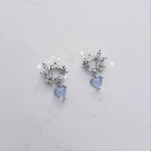 Load image into Gallery viewer, Baby Bouquet Earrings - Blue