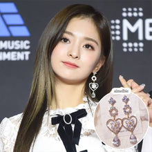 Load image into Gallery viewer, Aurora Queen (fromis_9 Nakyung earrings)