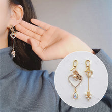 Load image into Gallery viewer, aimelbie Heart Earrings (Oh My Girl YooA Earrings)