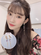 Load image into Gallery viewer, The Spring Elf (Weki Meki Suyeon Earrings)