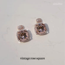 Load image into Gallery viewer, Vintage Rose Square Earrings