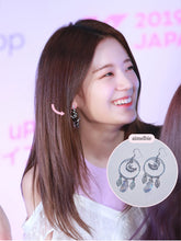Load image into Gallery viewer, Icy Dreamcatcher (fromis_9 Gyuri earrings)