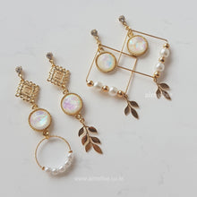 Load image into Gallery viewer, White Dream Catcher Earrings (LOONA Yves, Miss Trot Hongja Earrings)