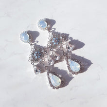 Load image into Gallery viewer, Ice Chandelier Earrings - Original (Lovelyz Yein earrings)