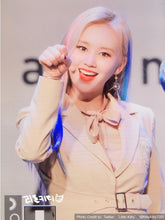 Load image into Gallery viewer, Teardrops of the Peach Planets (Lovelyz Kei, Weki Meki Elly earrings)