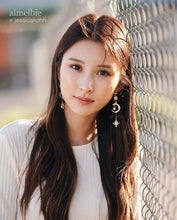Load image into Gallery viewer, Teardrops of the Peach Planets (Lovelyz Kei, Weki Meki Elly earrings)