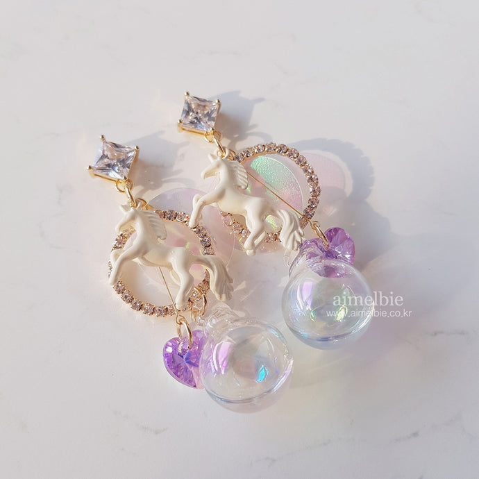 Bubble Unicorn Wonderland Earrings - Violet (IVE Rei Earrings)