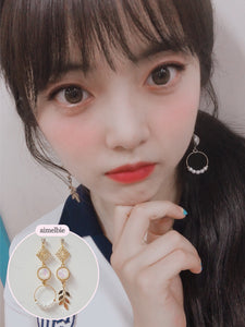 The Ancient White Planet Earrings (Weki Meki Rina, Suyeon Earrings)