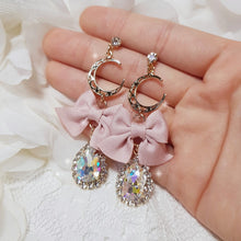 Load image into Gallery viewer, Rosequartz Moon Earrings (Kep1er Huening Bahiyyih, Weki Meki Yoojung Earrings)