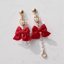 Load image into Gallery viewer, The Little Buckingham Princess Earrings (Weeekly Sujin Earrings)