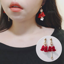 Load image into Gallery viewer, The Little Buckingham Princess Earrings (Weeekly Sujin Earrings)