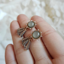 Load image into Gallery viewer, Khaki Stella Earrings